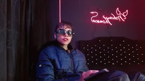 Snapshot of noha_thomson chatting on 01.18.26 Noha Thomson online show from 01.18.26