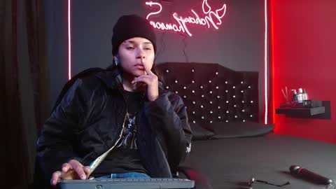 Snapshot of noha_thomson chatting on 02.26.26 Noha Thomson online show from 02.26.26