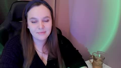 noir_ember_ online show from 02.26.26