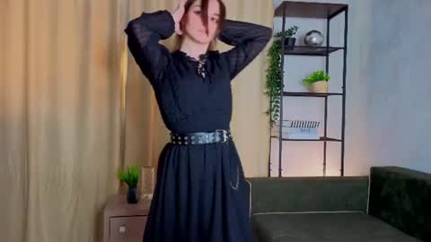 Snapshot of noirastrya chatting on 06.24.26 Sophie online show from 06.24.26