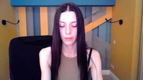 NoirDiva online show from 04.23.26