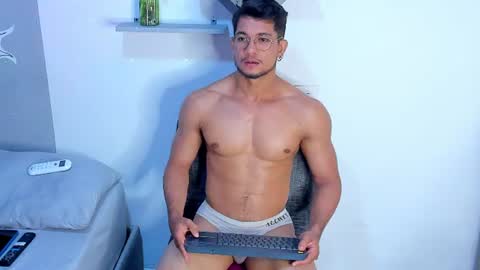 Snapshot of nolan_joness chatting on 06.18.26 Im Nolan online show from 06.18.26