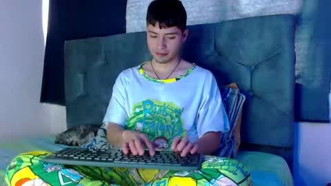 Snapshot of nolanjay chatting on 09.11.25 NolanJay69 online show from 09.11.25