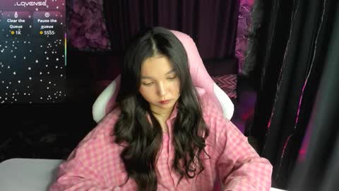 nomi online show from 03.17.26