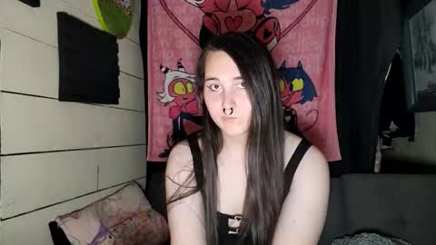 nonbinarybeauty20 online show from 05.13.26