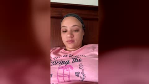 Snapshot of noni_98 chatting on 02.16.26 noni_98 online show from 02.16.26