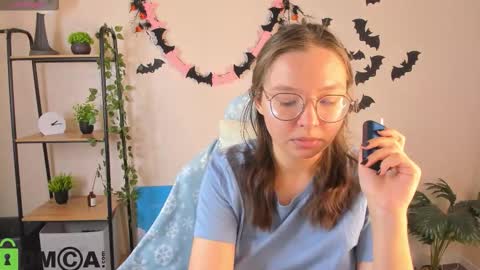 NOORA online show from 11.04.25