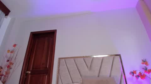 Nora Da Silva online show from 02.03.26