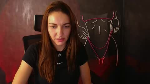 Nora online show from 10.09.25