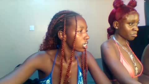 Snapshot of norababy20 chatting on 06.12.26 Norababy20 online show from 06.12.26