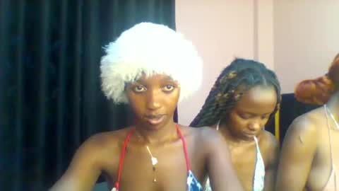 Snapshot of norababy20 chatting on 07.16.26 Norababy20 online show from 07.16.26
