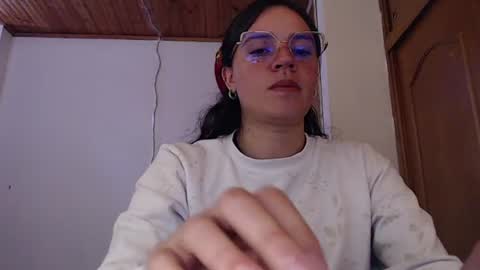Snapshot of noreen_ chatting on 08.05.26 noreen_ online show from 08.05.26