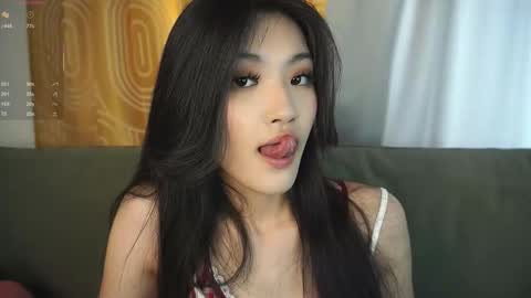 Snapshot of noreenbeckey chatting on 09.11.25 Nore online show from 09.11.25