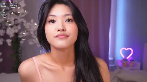 Snapshot of noreenbeckey chatting on 07.14.26 Nore online show from 07.14.26