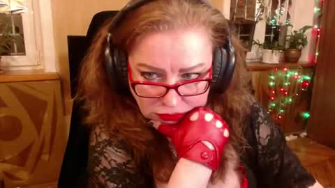 Snapshot of norma_gin chatting on 09.28.25 miss Tress online show from 09.28.25