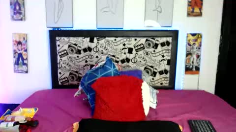 Snapshot of normaa22 chatting on 12.15.25 Norma online show from 12.15.25