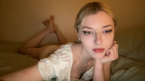 Snapshot of noscandal chatting on 02.26.25 noscandal online show from 02.26.25