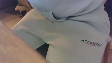 nostrezzzcum online show from 03.04.25