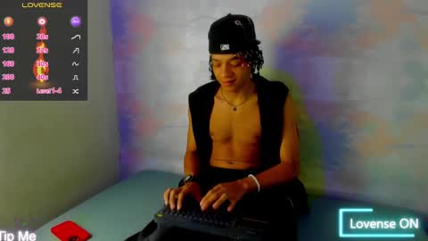 Snapshot of not_hoffman chatting on 12.14.24 HOFFMAN online show from 12.14.24