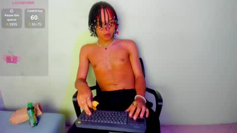 Snapshot of not_hoffman chatting on 01.21.25 HOFFMAN online show from 01.21.25