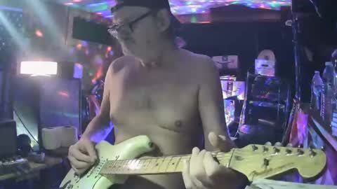 Snapshot of notflamingfart chatting on 11.01.25 notflamingfart online show from 11.01.25