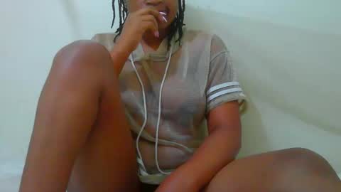 notoy1 online show from 10.02.25