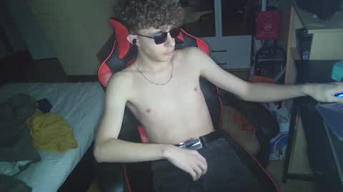 Snapshot of notspace_721128 chatting on 02.12.25 NotSpace online show from 02.12.25