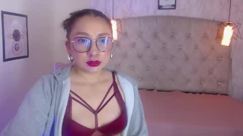 V A L E R Y  online show from 03.07.26