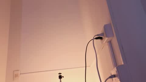 Nova Salvatore online show from 02.08.26