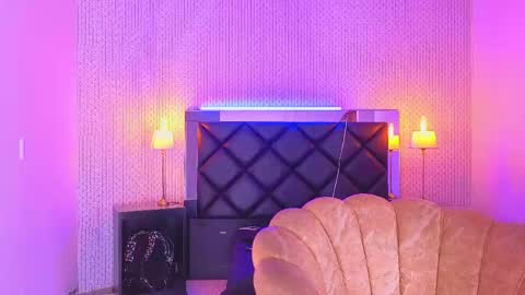Nova Salvatore online show from 05.02.26