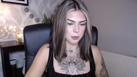 Snapshot of nova_sin chatting on 09.12.25 Nova online show from 09.12.25