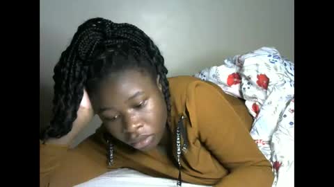 Snapshot of novaah chatting on 11.09.25 novaah online show from 11.09.25