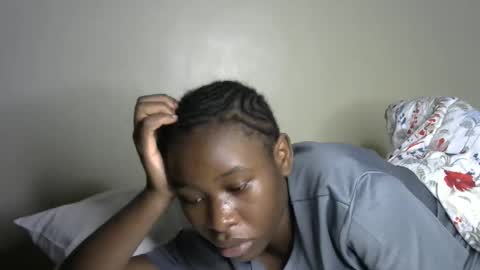 Snapshot of novaah chatting on 11.23.25 novaah online show from 11.23.25