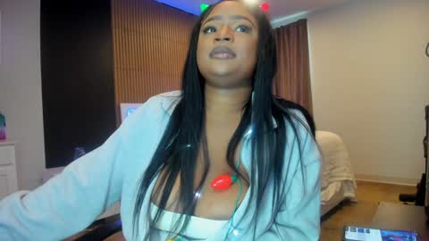 Snapshot of novacandy chatting on 12.13.24 Nova online show from 12.13.24