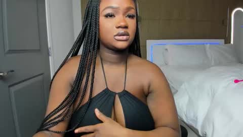 Snapshot of novacandy chatting on 03.20.26 Nova online show from 03.20.26