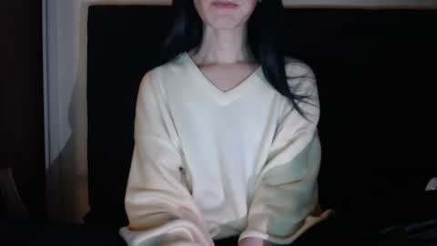 Snapshot of novafrey chatting on 11.22.25 Olivia online show from 11.22.25