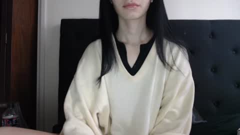 Snapshot of novafrey chatting on 11.25.25 Olivia online show from 11.25.25