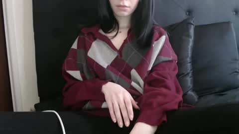 Snapshot of novafrey chatting on 02.10.26 Olivia online show from 02.10.26