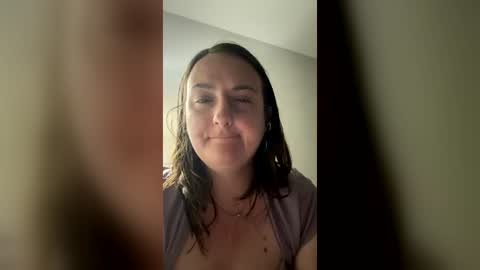 Snapshot of novarose233609 chatting on 06.22.26 novarose233609 online show from 06.22.26