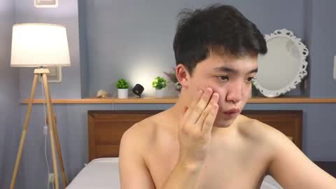 Snapshot of nudetension chatting on 10.05.25 Maks online show from 10.05.25