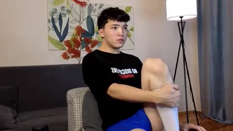 Snapshot of nudetension chatting on 11.04.25 Maks online show from 11.04.25