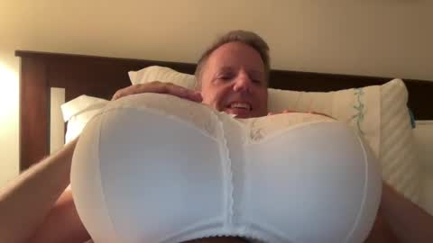 Snapshot of nudman64 chatting on 07.31.26 Don online show from 07.31.26