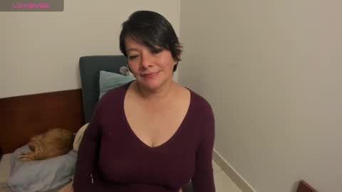 nuit_rose online show from 01.20.25