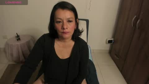 nuit_rose online show from 04.27.26
