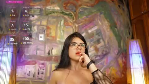 Claudia online show from 02.08.25