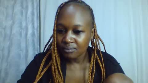Snapshot of nutgal_ chatting on 06.18.26 nutgal online show from 06.18.26