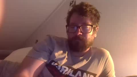 Snapshot of nuttflixxx chatting on 10.07.25 nuttflixxx online show from 10.07.25