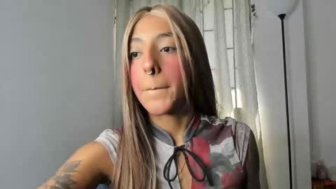 Snapshot of nya_brown chatting on 11.20.25 Nya online show from 11.20.25