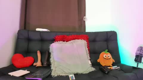 Nia online show from 02.22.25