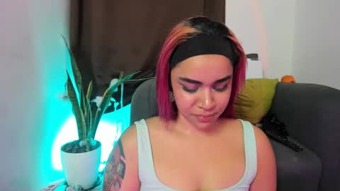 Nia online show from 11.09.25